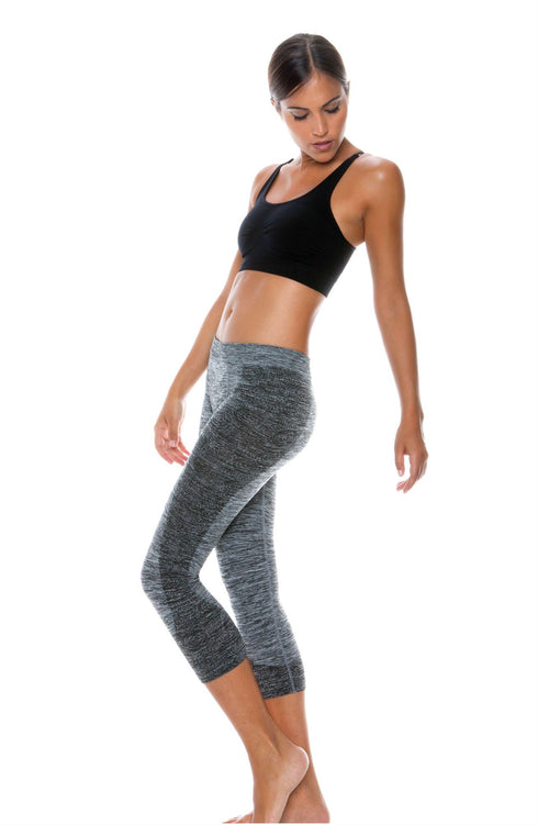 Control Body 3/4 Length Sports Leggings Nero